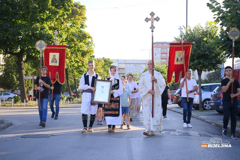 Mitropolit Fotije na obilježavanju slave Bijeljine govorio o ideji da se izradi mozaik sa likom sveca zaštitnika