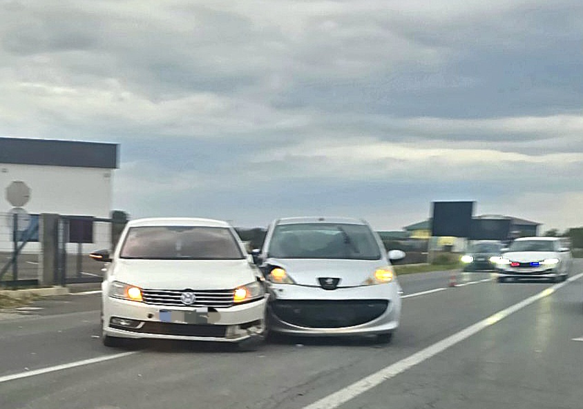 Sudar kod Bijeljine, stigla policija