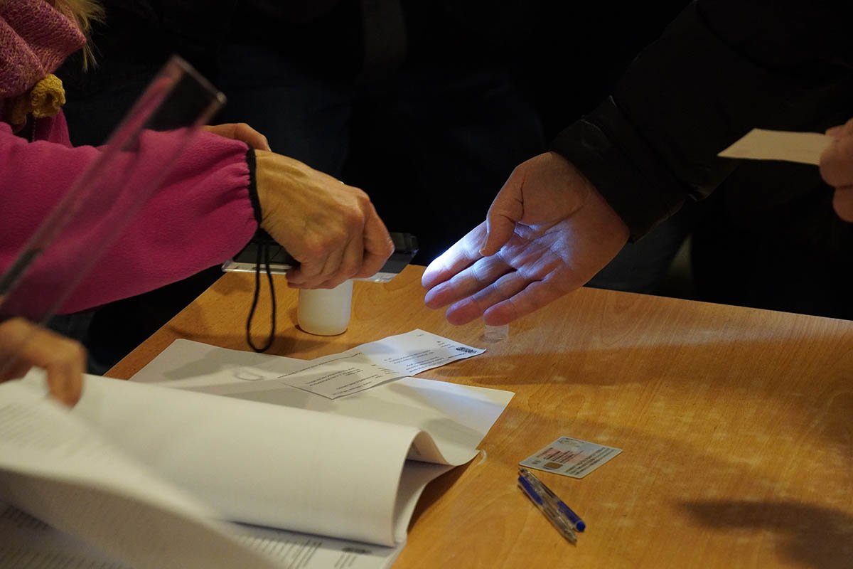 Incident na izborima u Srbiji: Napadnut član lokalne izborne komisije