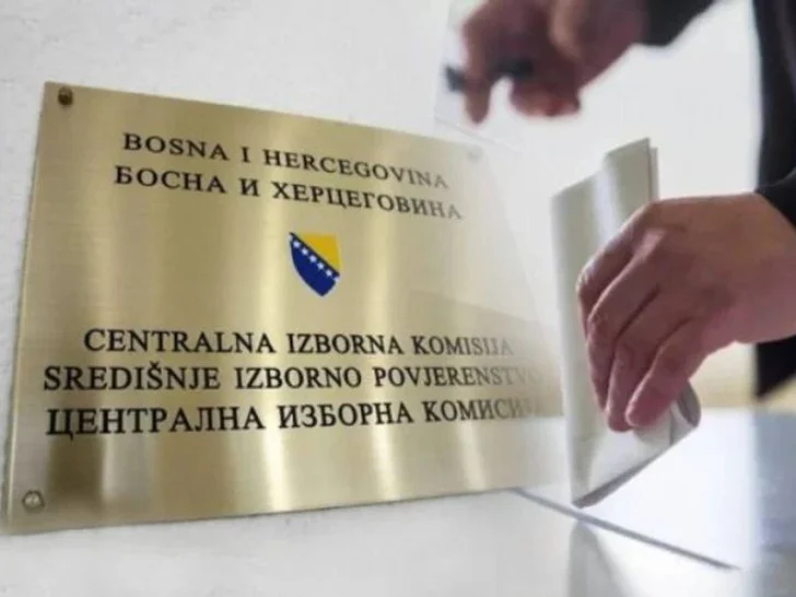 CIK počeo da kažnjava, ali nema pojma šta radi