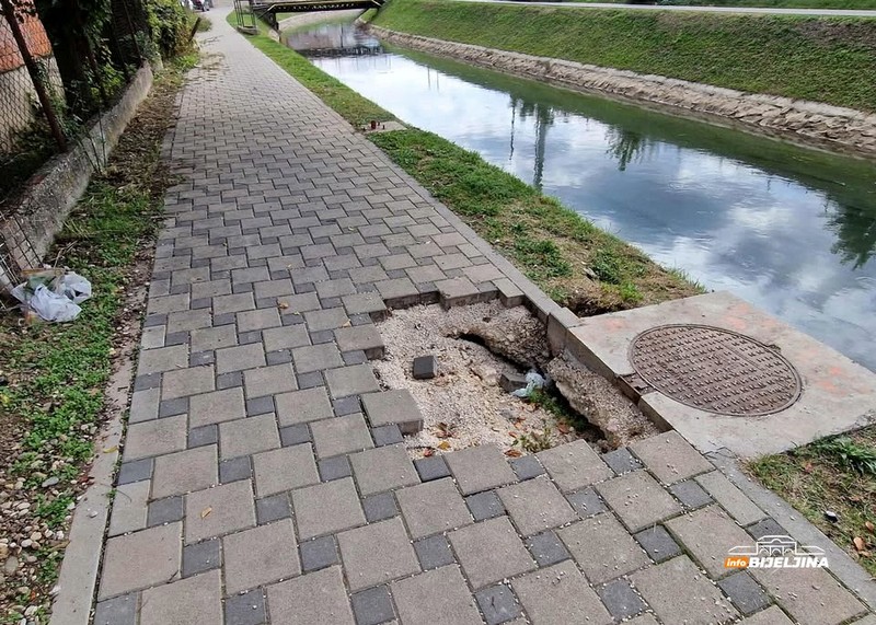 Bijeljince brine pukotina na šetalištu uz Dašnicu: “Neko će polomiti nogu” (FOTO)