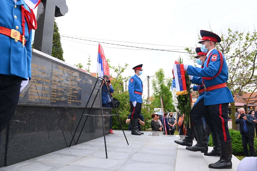 Položeni vijenci kod spomen-kosturnice u Pučilama (FOTO)