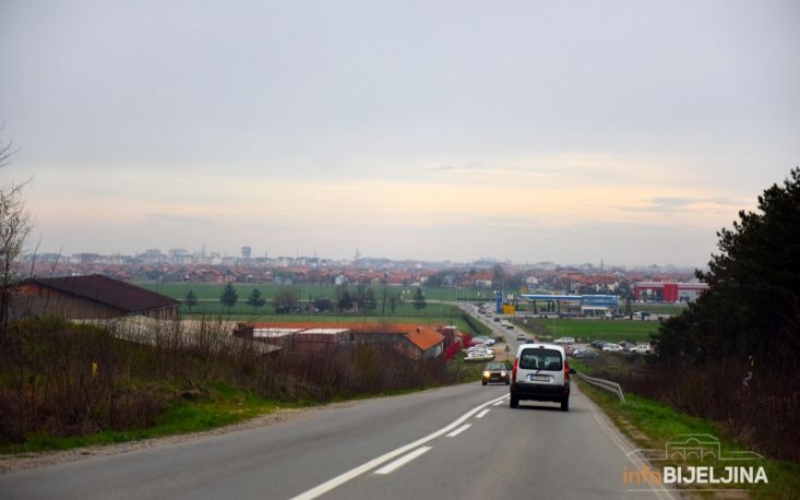 Radovi na dionici puta Bijeljina-Brčko
