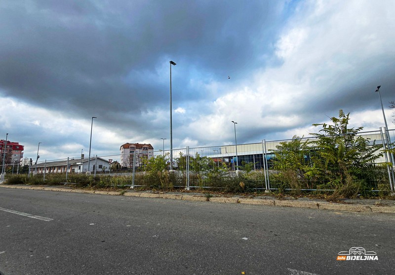 Posjetili smo Lidl u Bijeljini: Parkinzi ocrtani, na jedno pitanje nema odgovora (FOTO)