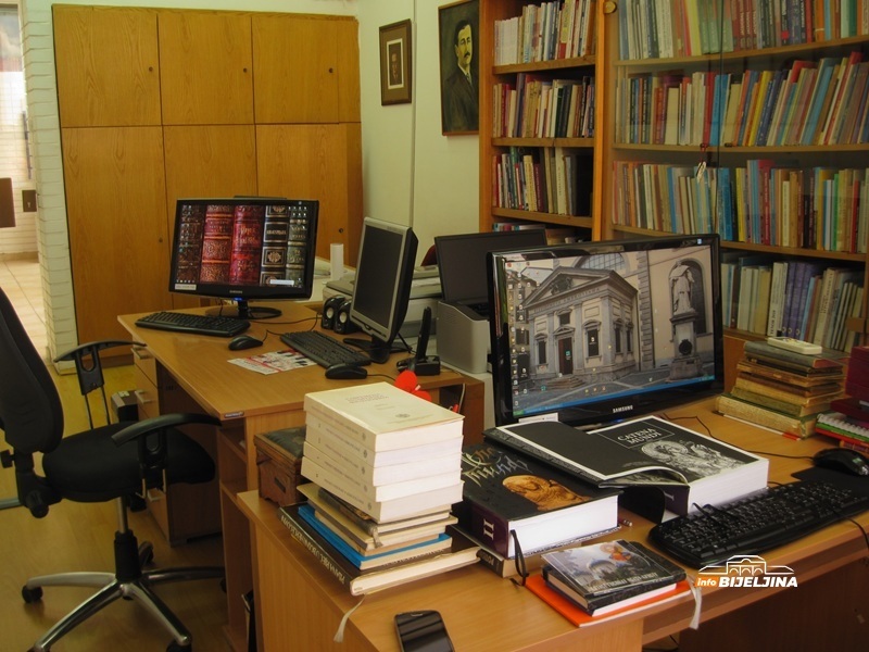 Bijeljina obilježava 100 godina od štampanja prve knjige: Biblioteka puna impresivnih djela (FOTO)