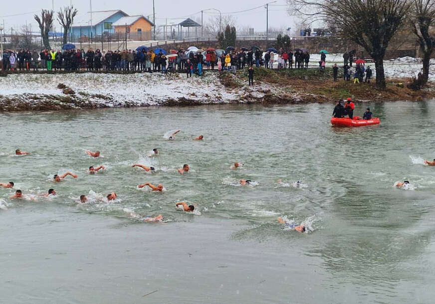 Oni nikako ne treba da plivaju za Časni krst: Kardiolog dao važno upozorenje, jer sve može da se ZAVRŠI FATALNO