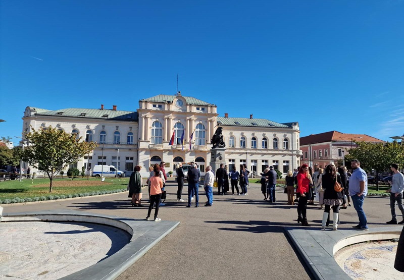 Bijeljina: Završeni pregledi, nema bombe u zgradi suda i Gradske uprave