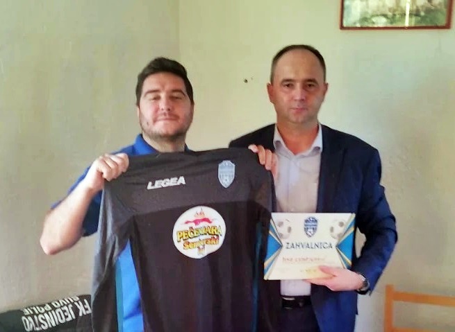 Diko Cvijetinović donirao sportsku opremu Fudbalskom klubu 