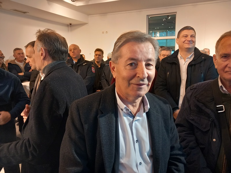 Bijeljina: Položeni vijenci povodom Dana Republike, Grad organizovao svečeni prijem (FOTO)