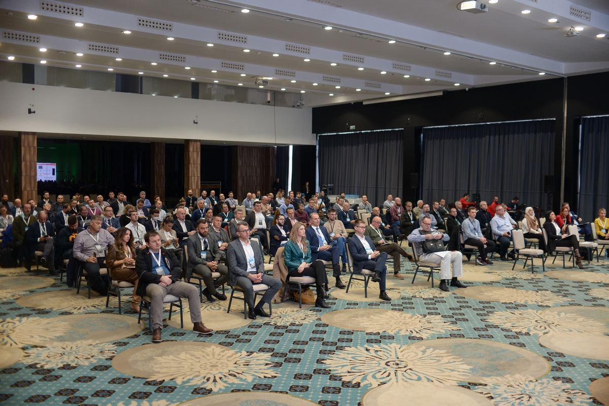 Konferencija Budućnost na Sunce! - Solarne elektrane u praksi