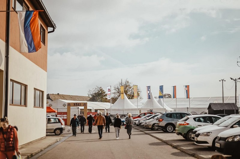 Posjetite Semberski sajam mesa, očekuje vas i velika nagradna igra: Glavna nagrada Dacia Sandero Stepway