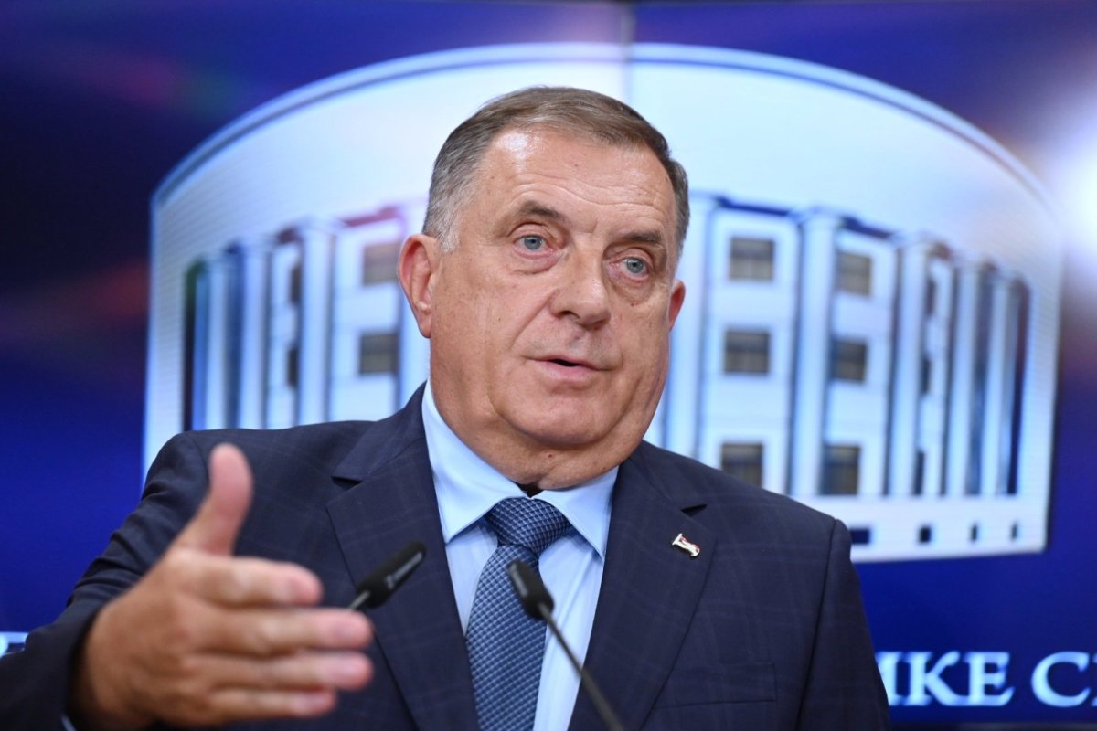 Dodik uputio dirljivu poruku Halidu Bešliću