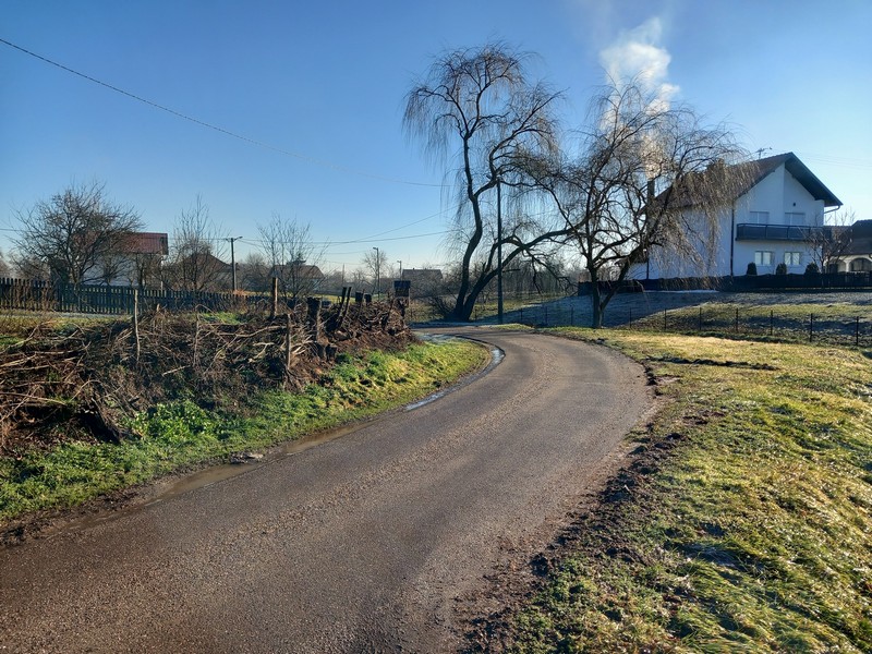 Bijeljina: Hase još čekaju gradsku vodovodnu mrežu, koriste bunare (FOTO)