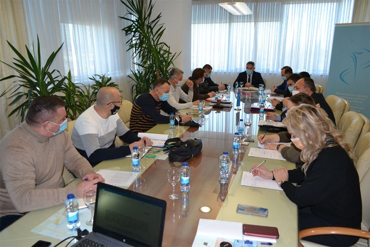 Šeranić sa predstavnicima sindikata o povećanju plata zaposlenih u zdravstvu