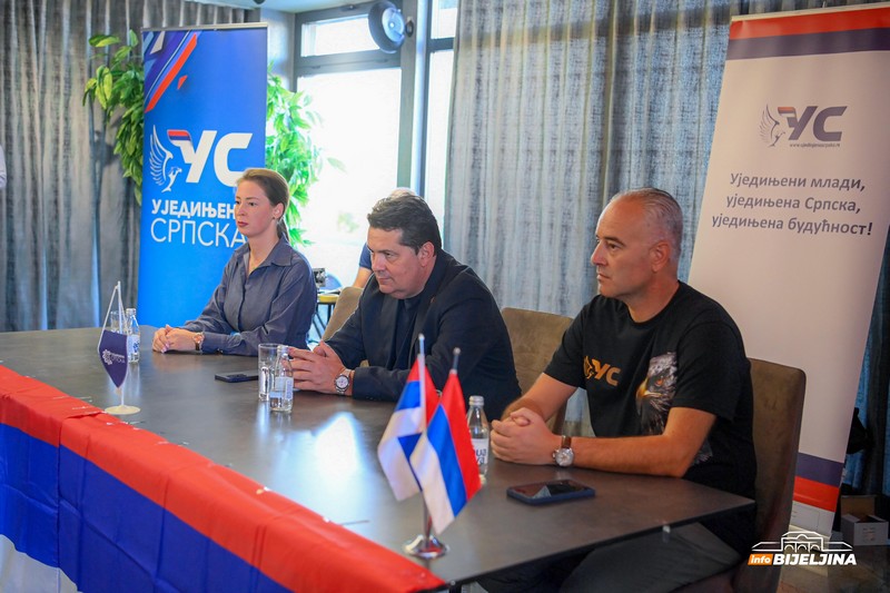 Ujedinjena Srpska predstavila kandidate u Bijeljini, Stevandić poručio: Radom smo ljudima vraćali povjerenje (FOTO)