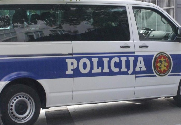 U CG uoči izbora pretresi: Nađeni birački spiskovi, izborni materijal…