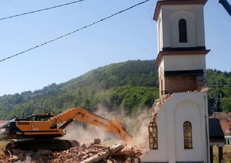 Uklonjena crkva u Konjević Polju