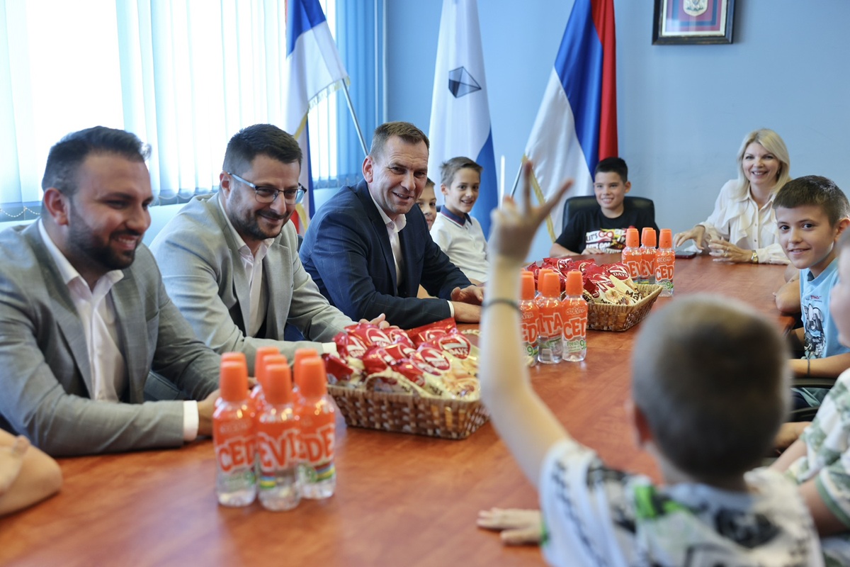 Učenici petog razreda OŠ „Aleksa Šantić“ razgovarali o Ugljeviku kakvog žele da vide