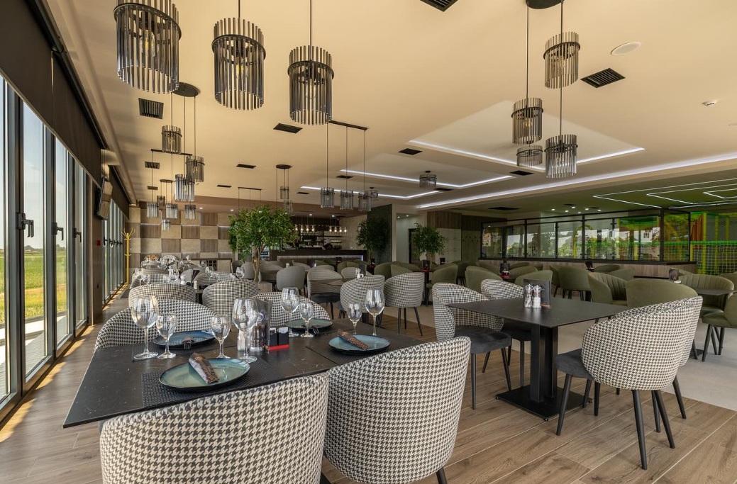 Restoran “Golden” Bijeljina: Provedite Dan zaljubljenih baš onako kako zaslužujete