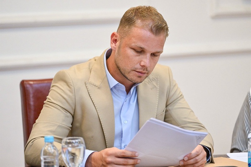 Oglasio se Stanivuković: Vratićemo svaku otetu marku