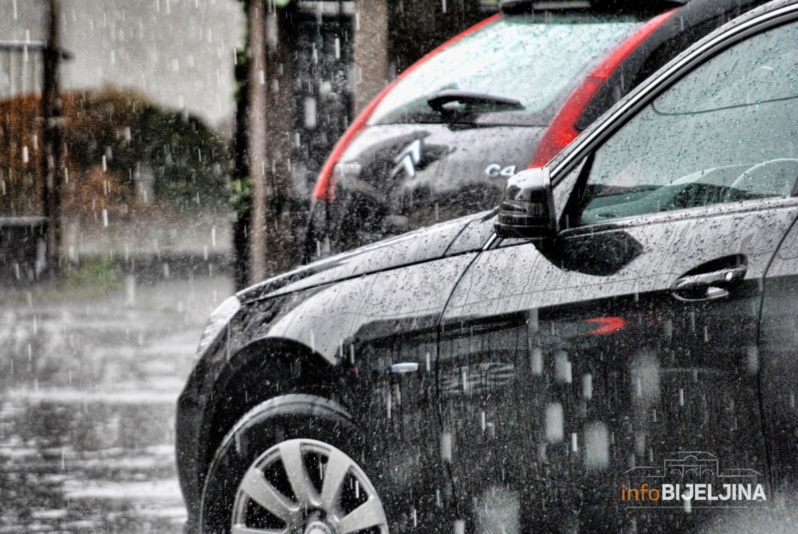 Sutra sunčano i toplo, poslije podne kiša