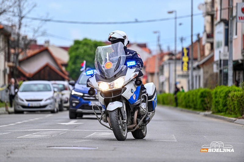 Motociklisti MUP-a Srpske i ove godine u pratnji karavana Beograd - Banjaluka (FOTO)