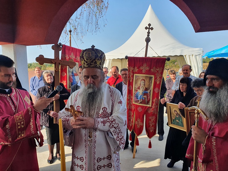 Episkop Fotije: Krst u temelju naše vjere