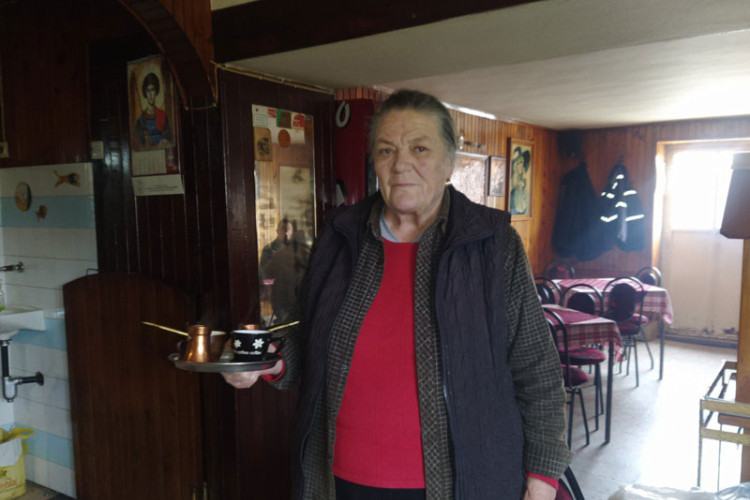 Uz čašicu rakije Novka 56 godina dočekuje goste najstarije hercegovačke kafane