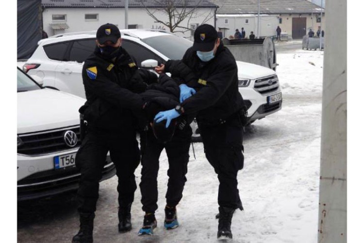 Dvojica pakistanaca privedena zbog međunarodne trgovine ljudima