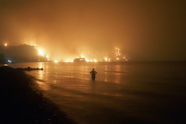 Klimatske promjene razuvjerile i posljednje skeptike, požari haraju jugom Evrope