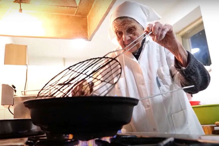 Preminula je Buda Mladenović, omiljena Titova kuvarica