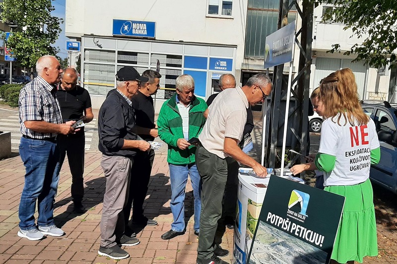 Građani zbog uglja potpisavali peticiju: Truju nam vazduh, vodu i zemlju