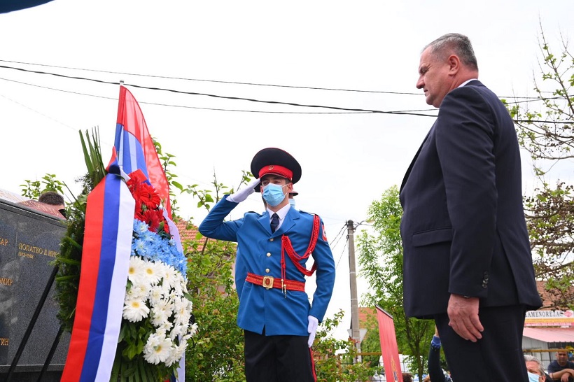 Položeni vijenci kod spomen-kosturnice u Pučilama (FOTO)
