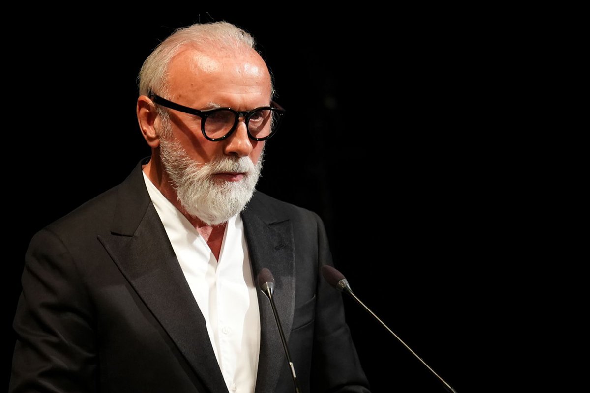 Dino Merlin kroz suze: Smijali smo se da prevarimo smrt