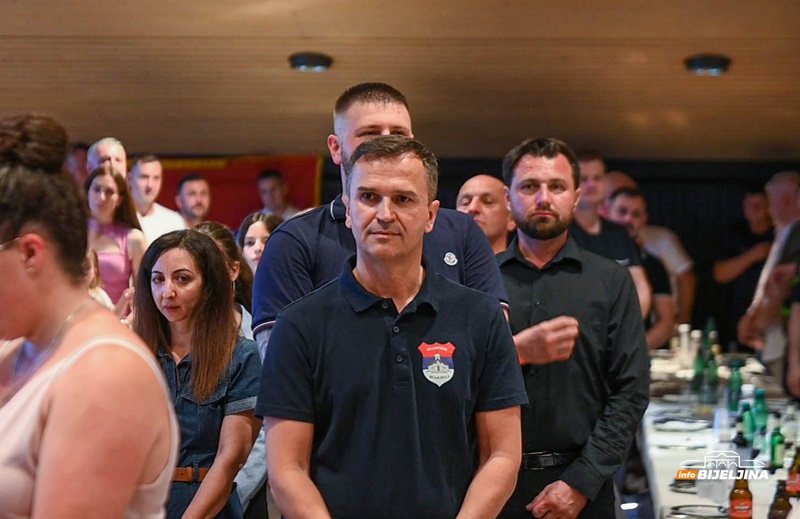 Udruženje Modričana u Švajcarskoj obilježilo krsnu slavu i jubilej Organizacije „Srcem za Modriču“ (FOTO)