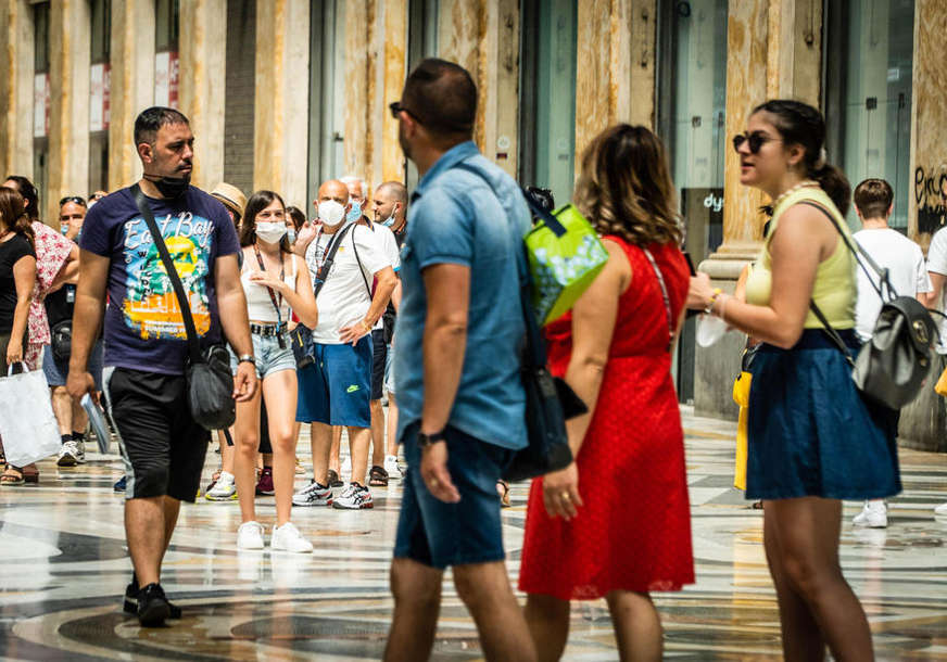 Zbog straha od širenja delta soja virusa: Smanjen broj turističkih rezervacija za ljetovanje