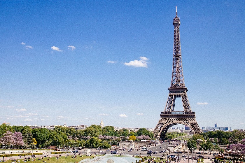 SVE IDE UNAZAD Francuska razmišlja o trosedmičnoj blokadi Pariza