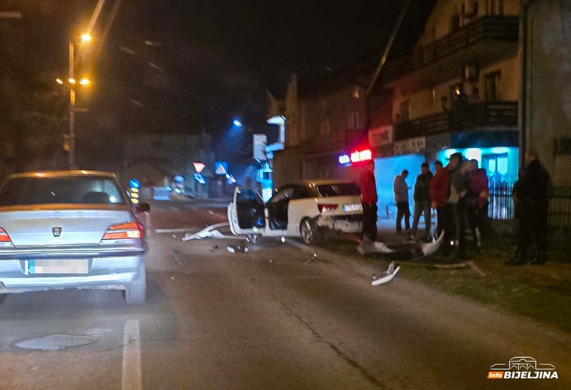 Bijeljina: Vozilom udario u znak, intervenisala i Hitna (FOTO) 