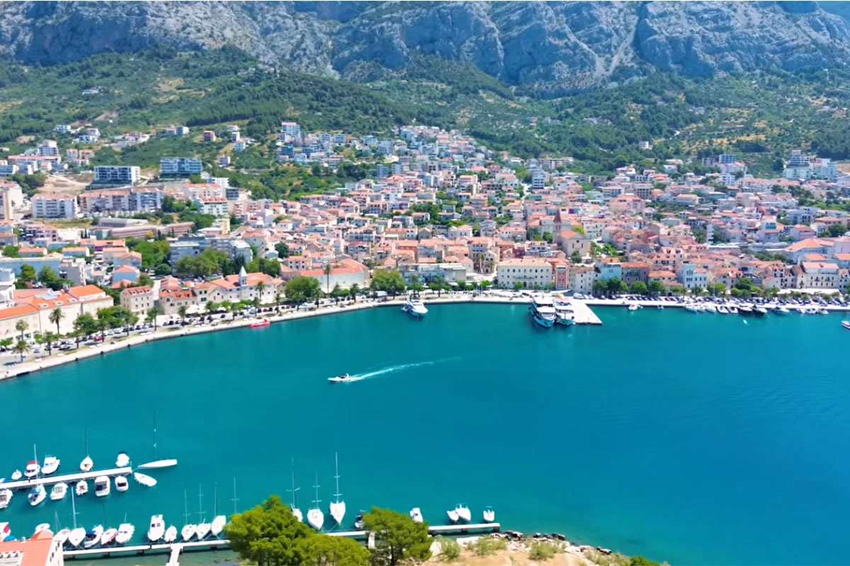 Nova pravila čekaju i građane BiH: Makarska uvodi zabranu noćne kupovine alkohola