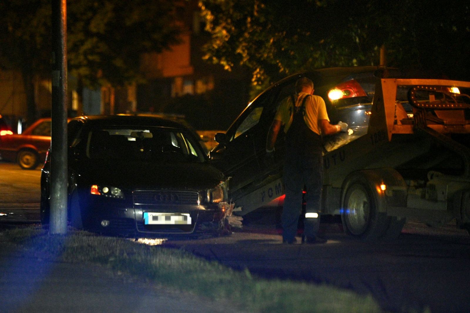 Bijeljina: Sudar dva automobila, vozači prevezeni na Urgentni blok (FOTO) 