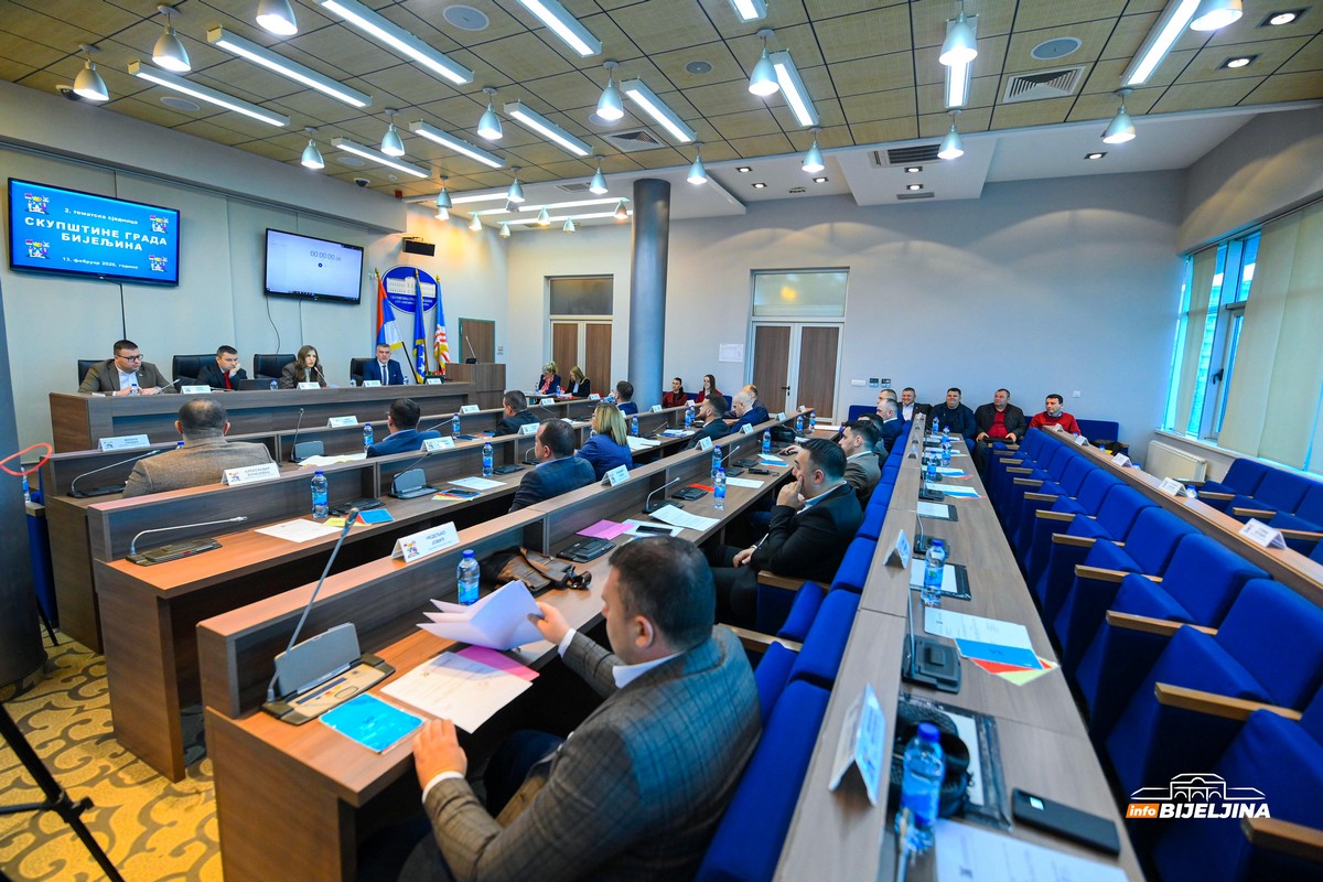Bijeljina: Počela tematska sjednica o problemima poljoprivrednika u Semberiji (FOTO)