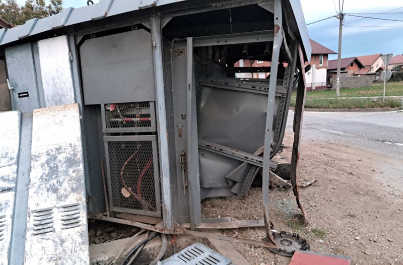 OŠTEĆENA ŠESTI PUT Vozilom udario u trafostanicu u Bijeljini (FOTO)