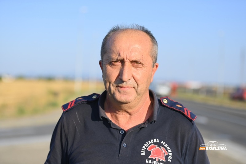 Spasojević: Požar prijetio da ide prema deponiji, borimo se sa vatrom i vjetrom (FOTO)