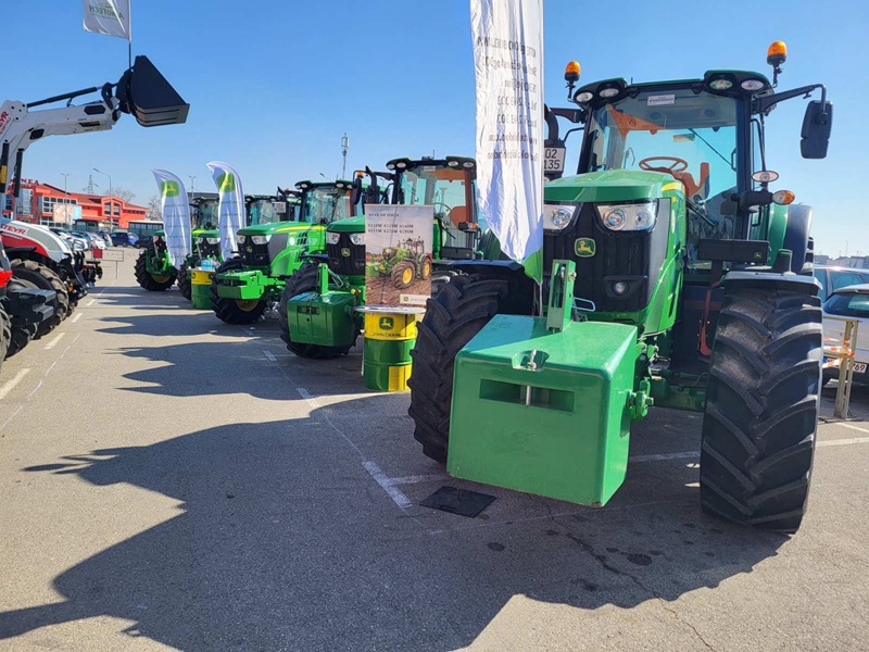Posjetite Sajam u Bijeljini: Stižu najnoviji modeli traktora John Deere, iskoristite sajamske akcije 