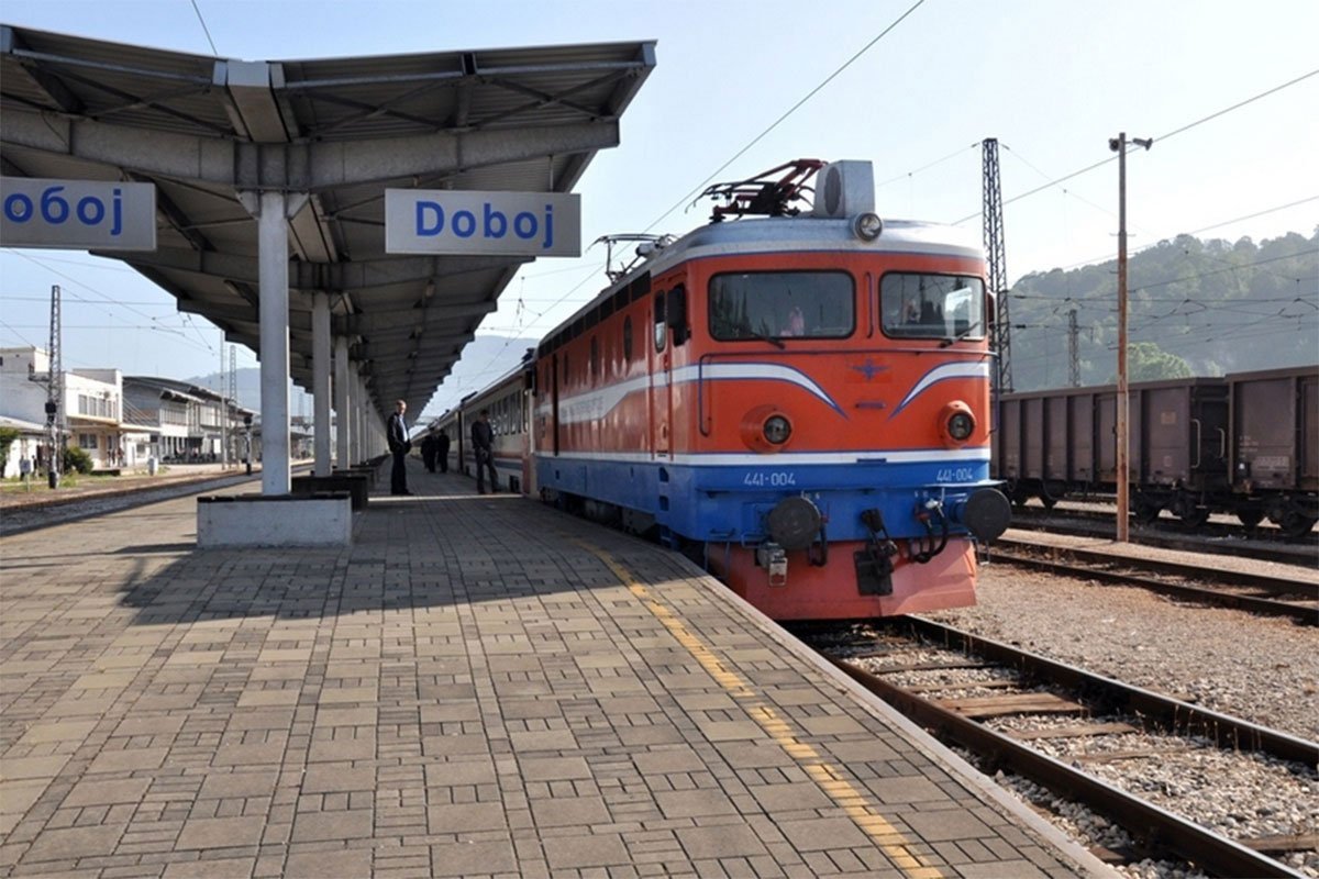 Poznato ko preuzima 