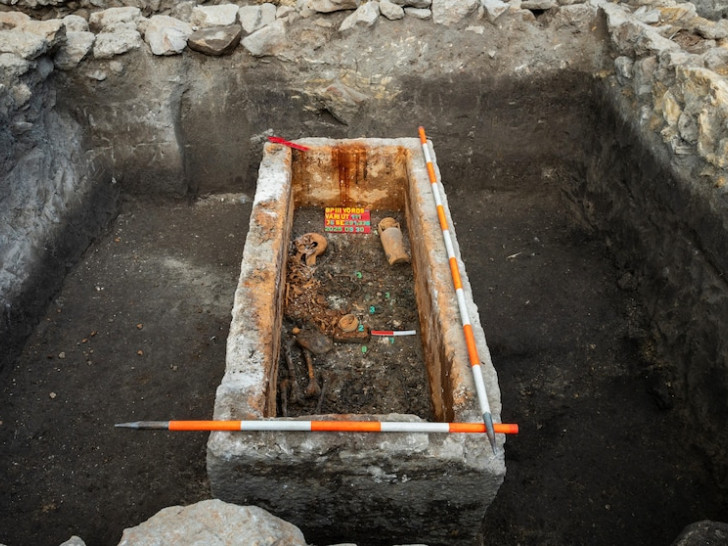 Otkriven netaknuti rimski sarkofag u Budimpešti: Evo šta je pronađeno u kovčegu