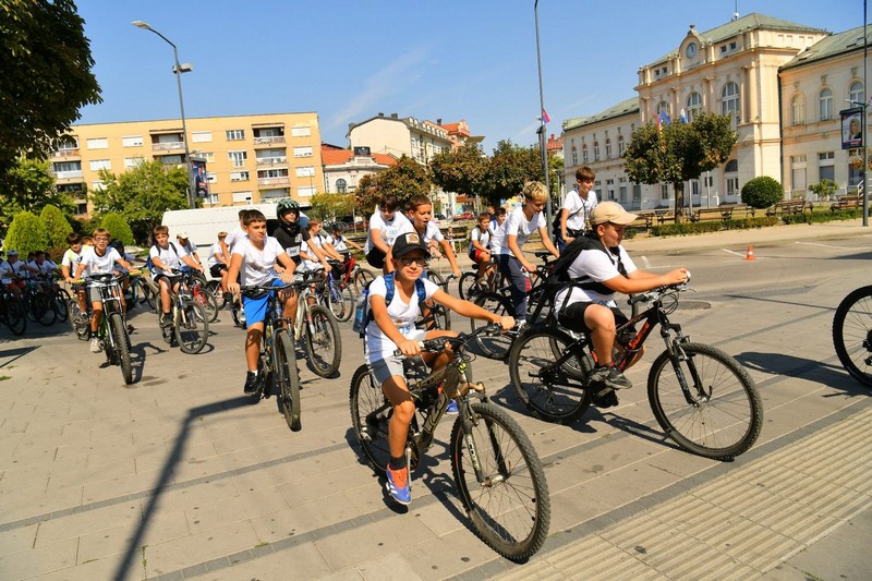 „20ka za zdravlje“ ponovo povezala Bijeljinu (FOTO)