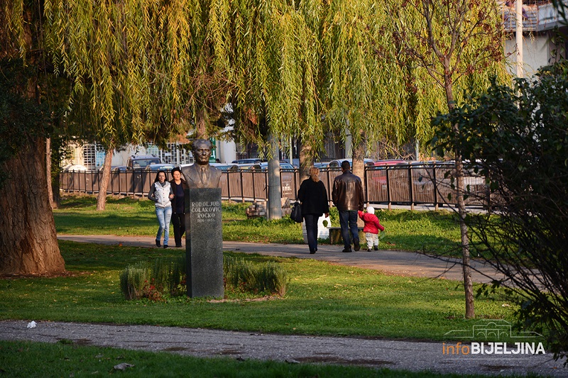 Najnovija istraživanja: Covid-19 skratio životni vijek ljudi za više od šest mejseci