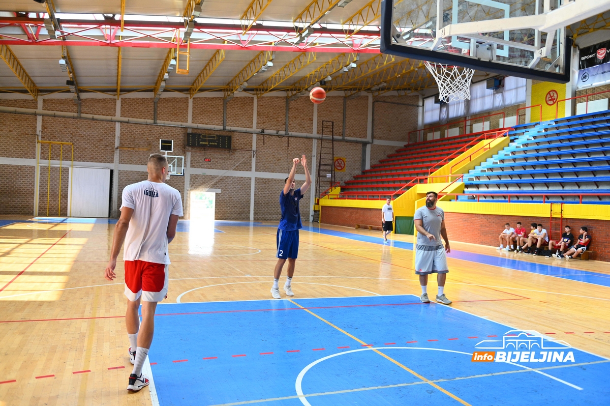 “KOŠARKAŠKA KLINIKA” Individualni rad, najbolji način za napredak mlađih kategorija (FOTO)