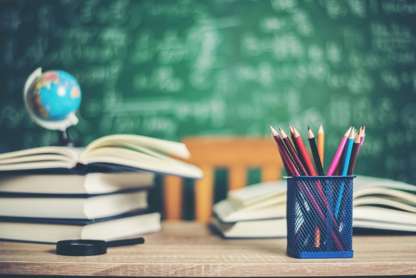 Ušteda od 100 maraka: Ko je kupio knjige dobiće pare nazad